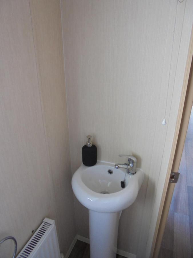 Kingfisher : Horizon Ii:- 8 Berth, Close To Site Entrance インゴールドメルズ エクステリア 写真